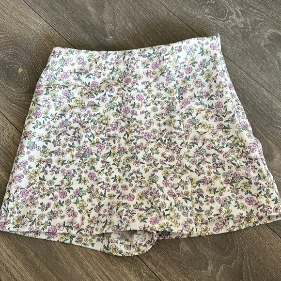 Floral Skort - Picture 1 of 2